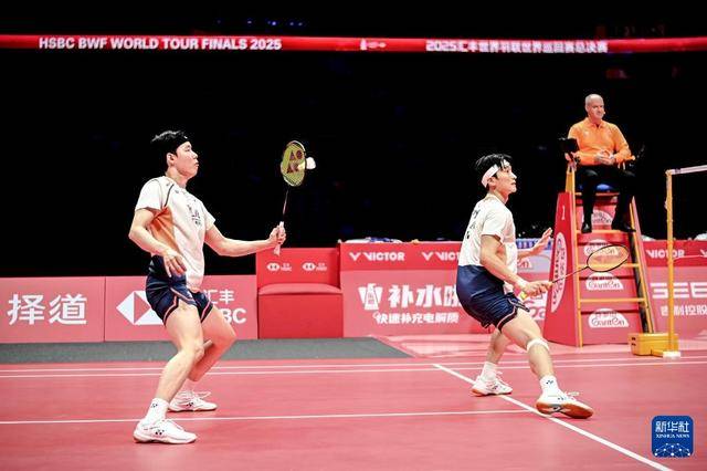 羽毛球——世巡赛总决赛：中国组合梁伟铿/王昶获男双亚军